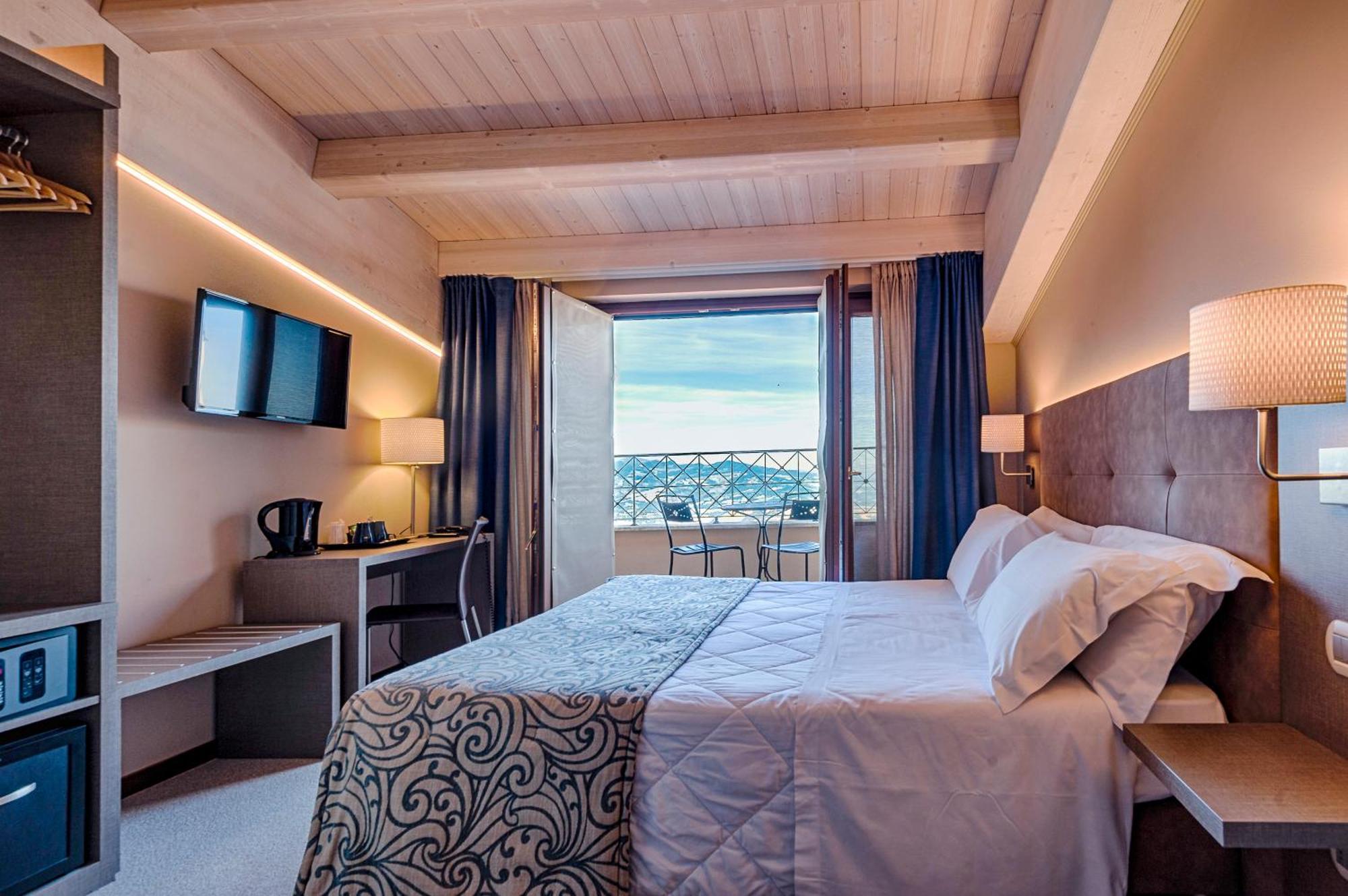 La Grotta Hotel سان مارينو المظهر الخارجي الصورة