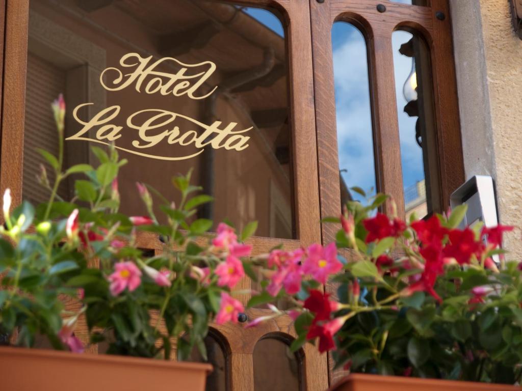 La Grotta Hotel سان مارينو المظهر الخارجي الصورة